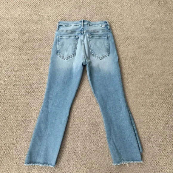 MOTHER Faded Blue Cropped Jeans - Picture 2 of 5